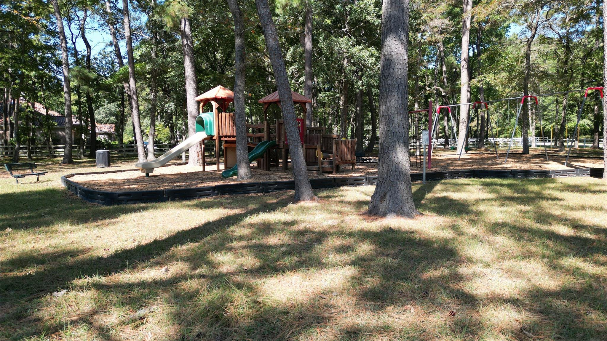 19702 Country Lake Drive