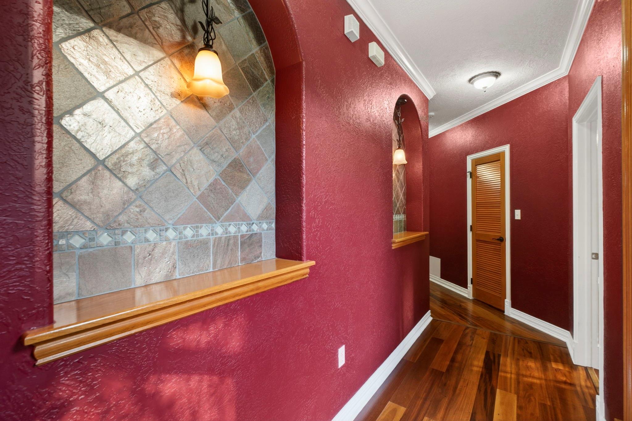 19702 Country Lake Drive