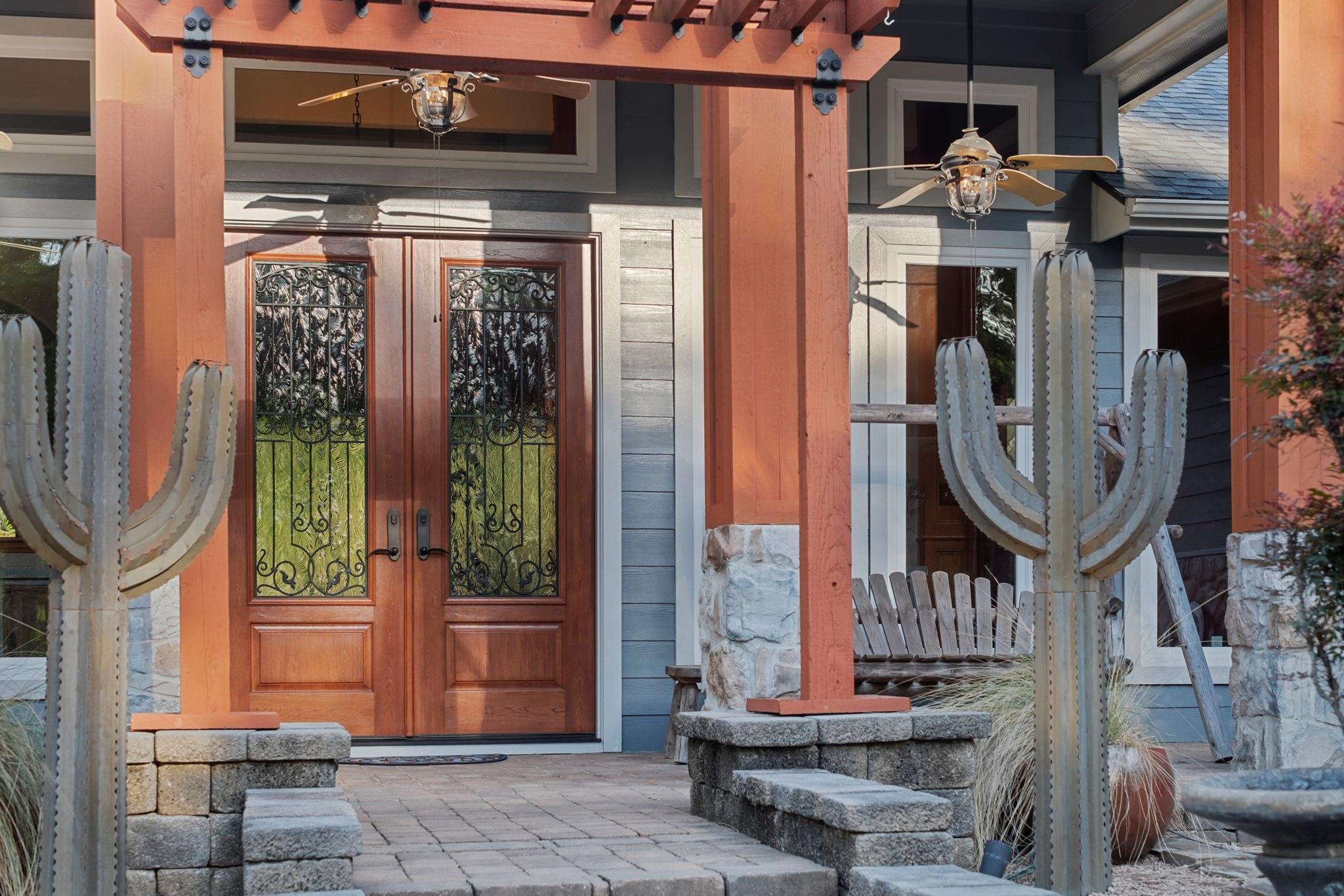 19702 Country Lake Drive