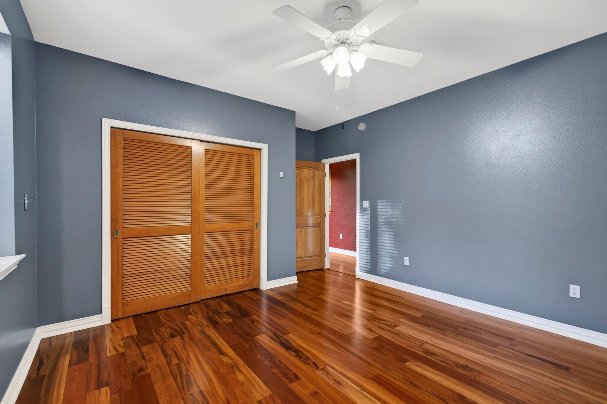 19702 Country Lake Drive