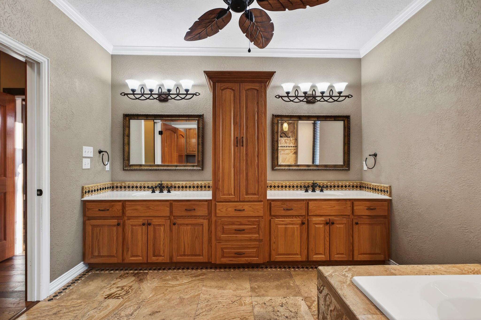 19702 Country Lake Drive