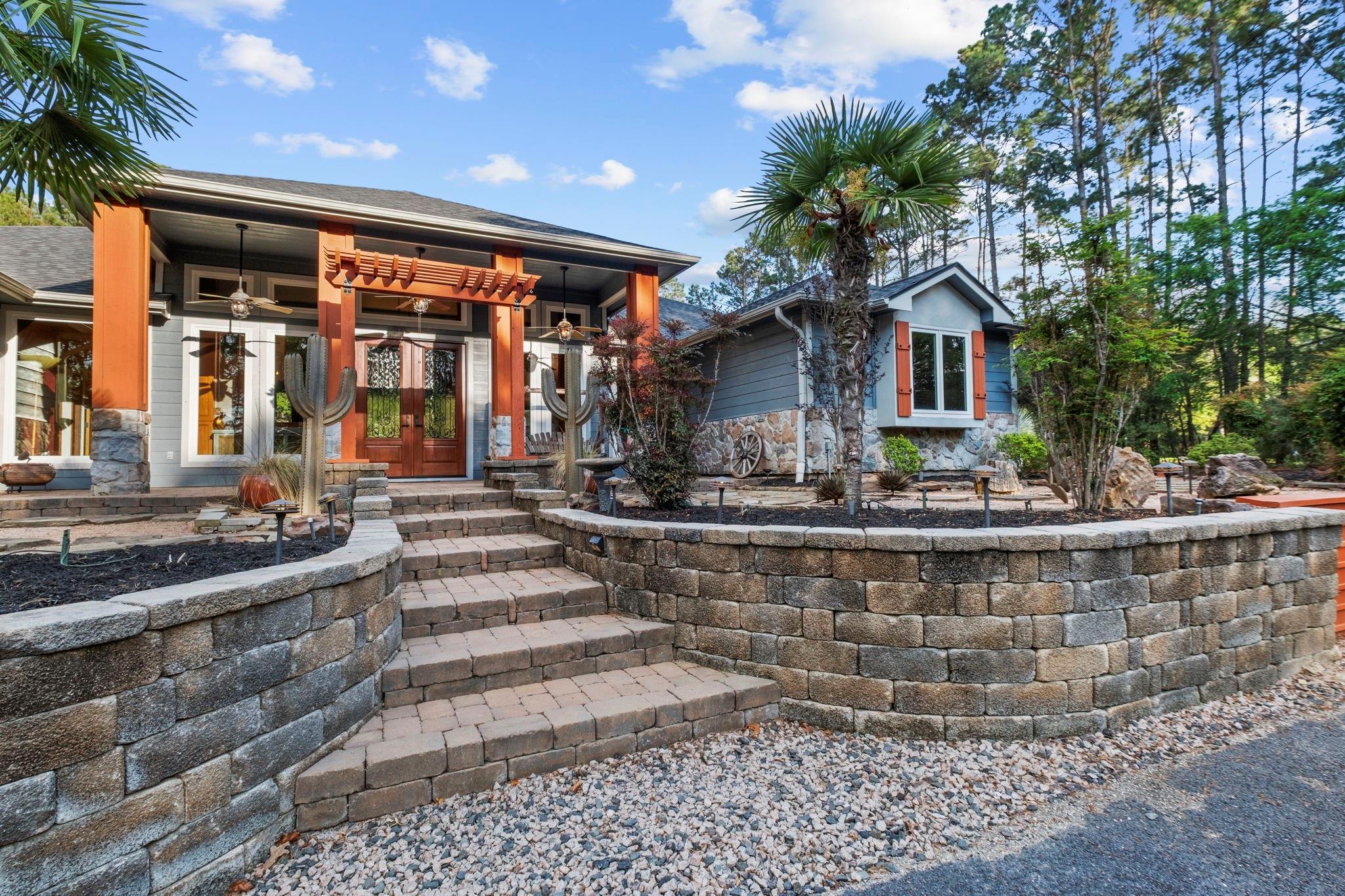 19702 Country Lake Drive