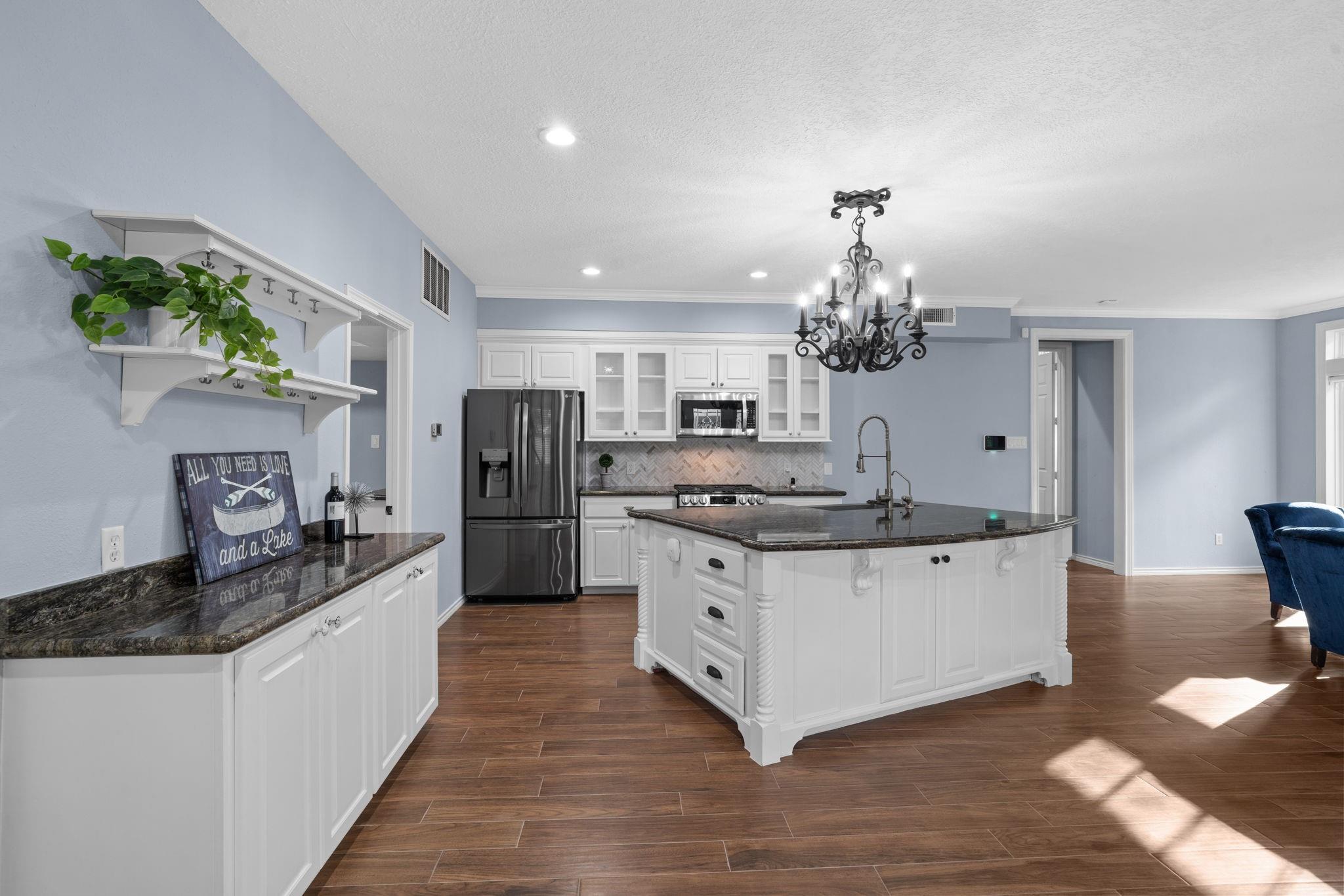 20002 Indigo Lake Drive