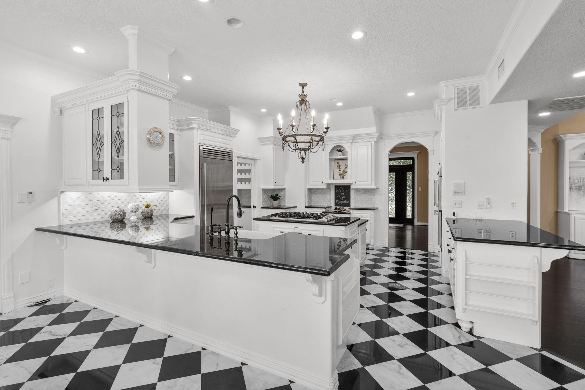 20002 Indigo Lake Drive