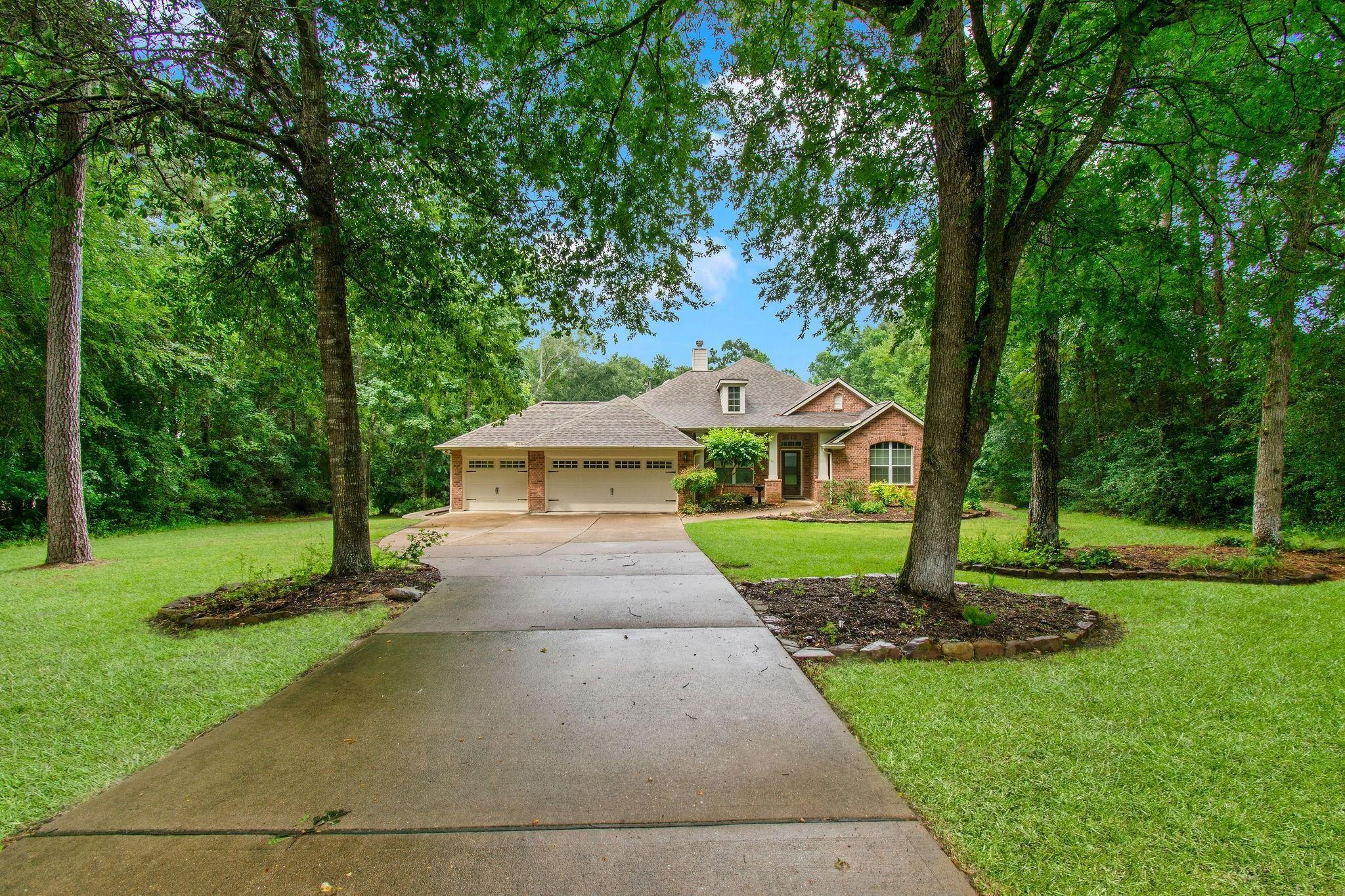 27103 Bridleway Circle