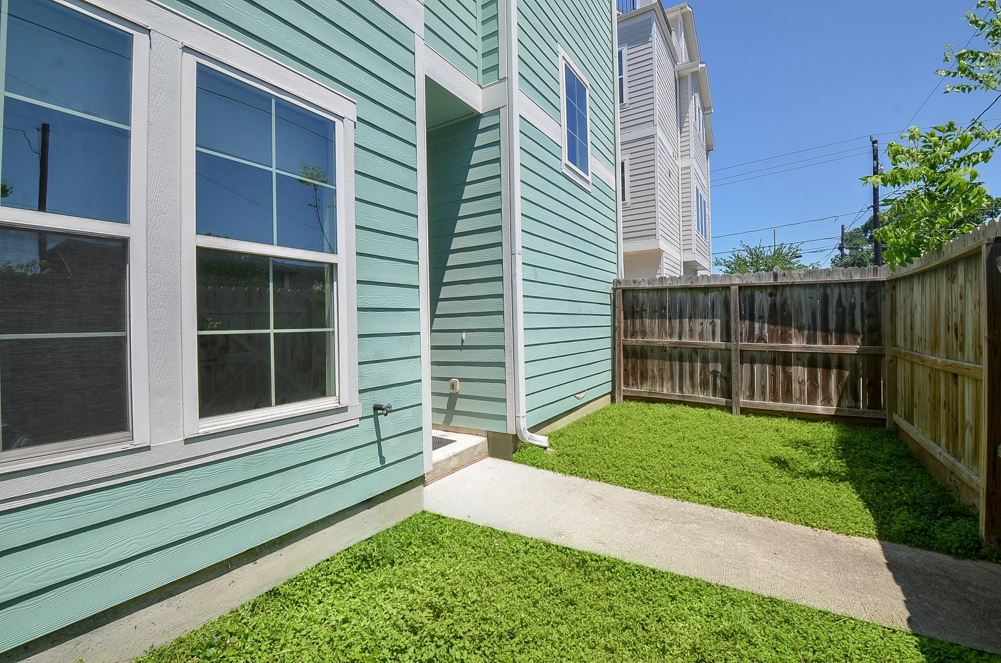 204 Burr Street # G