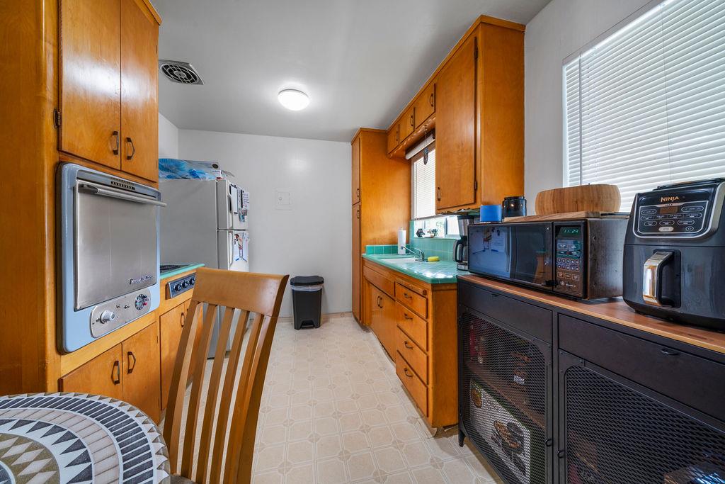 4431 Del Rio Rd