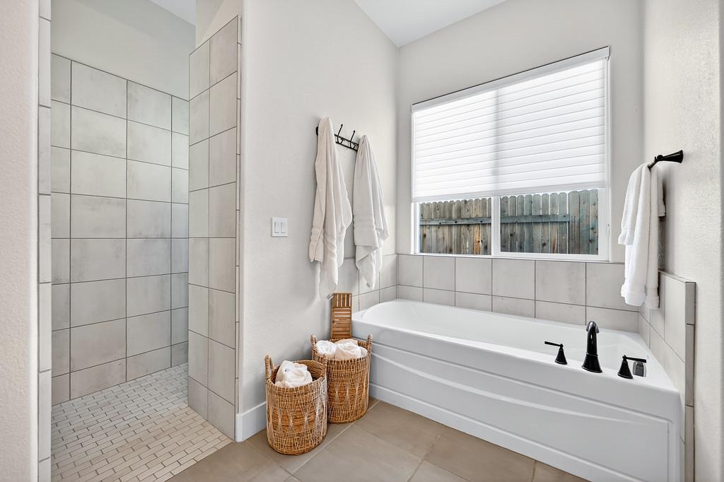 7088 Ivory Gables Street