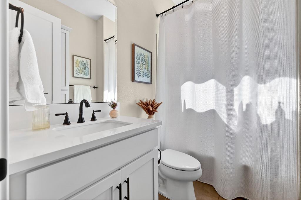 7088 Ivory Gables Street