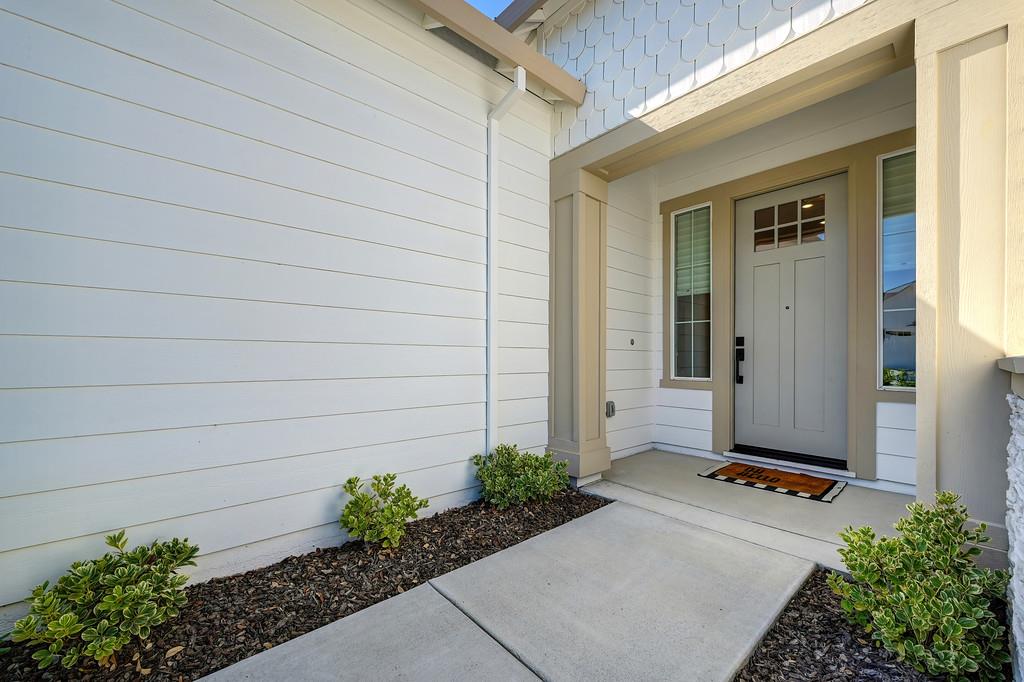 7088 Ivory Gables Street