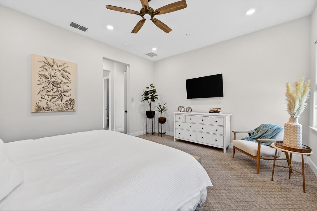 7088 Ivory Gables Street