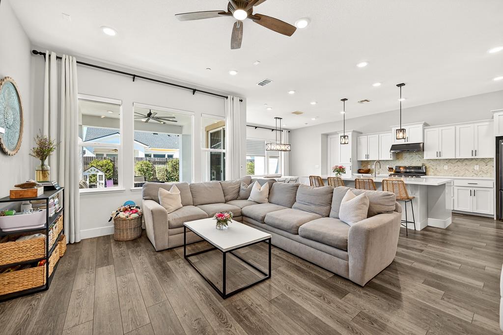 7088 Ivory Gables Street