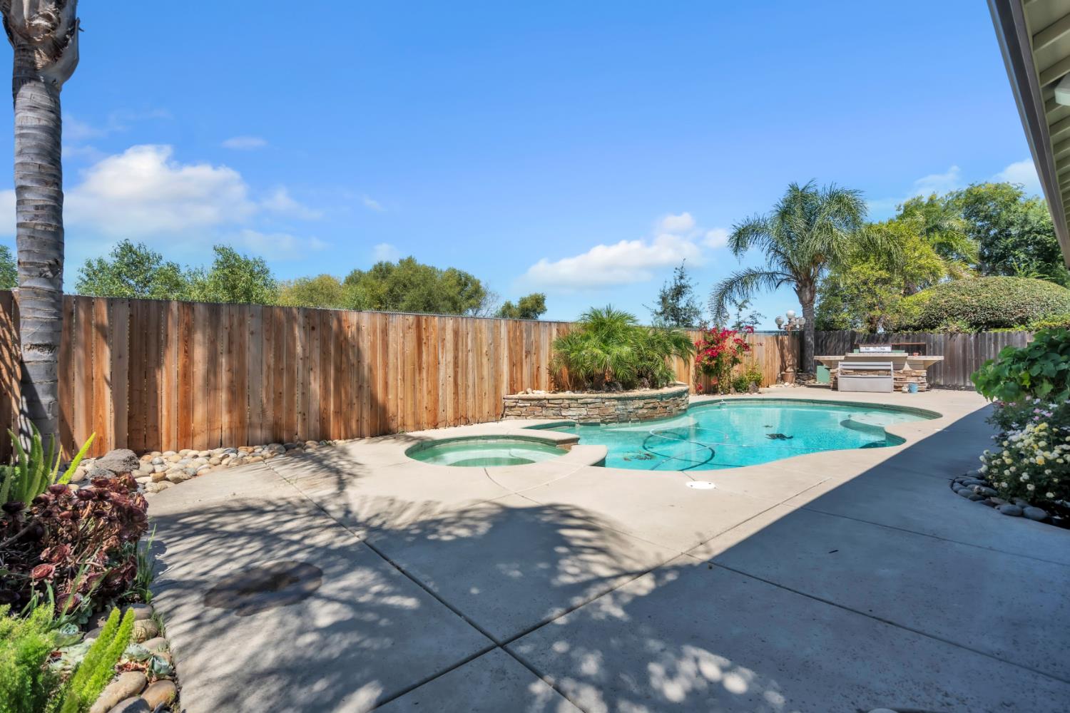 2309 Heavenly Way