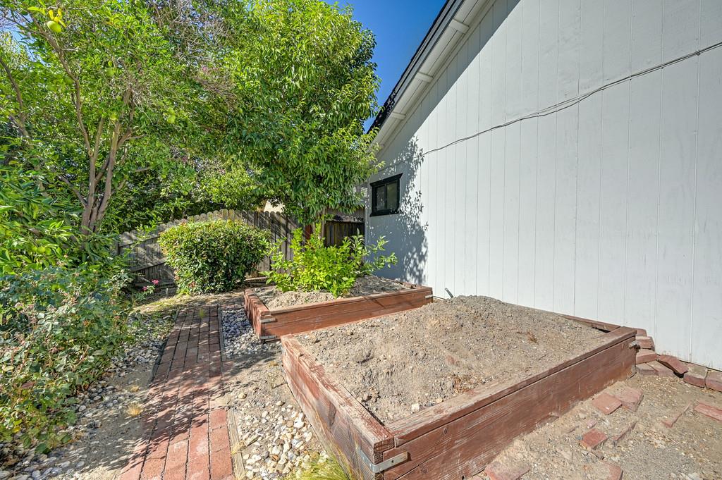 5045 Midas Avenue