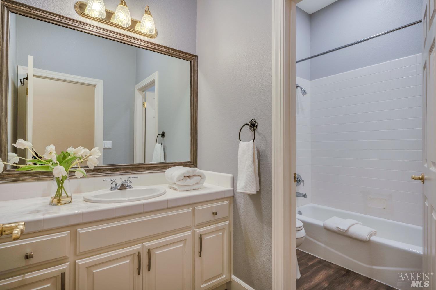 1186 Meadowcreek Circle