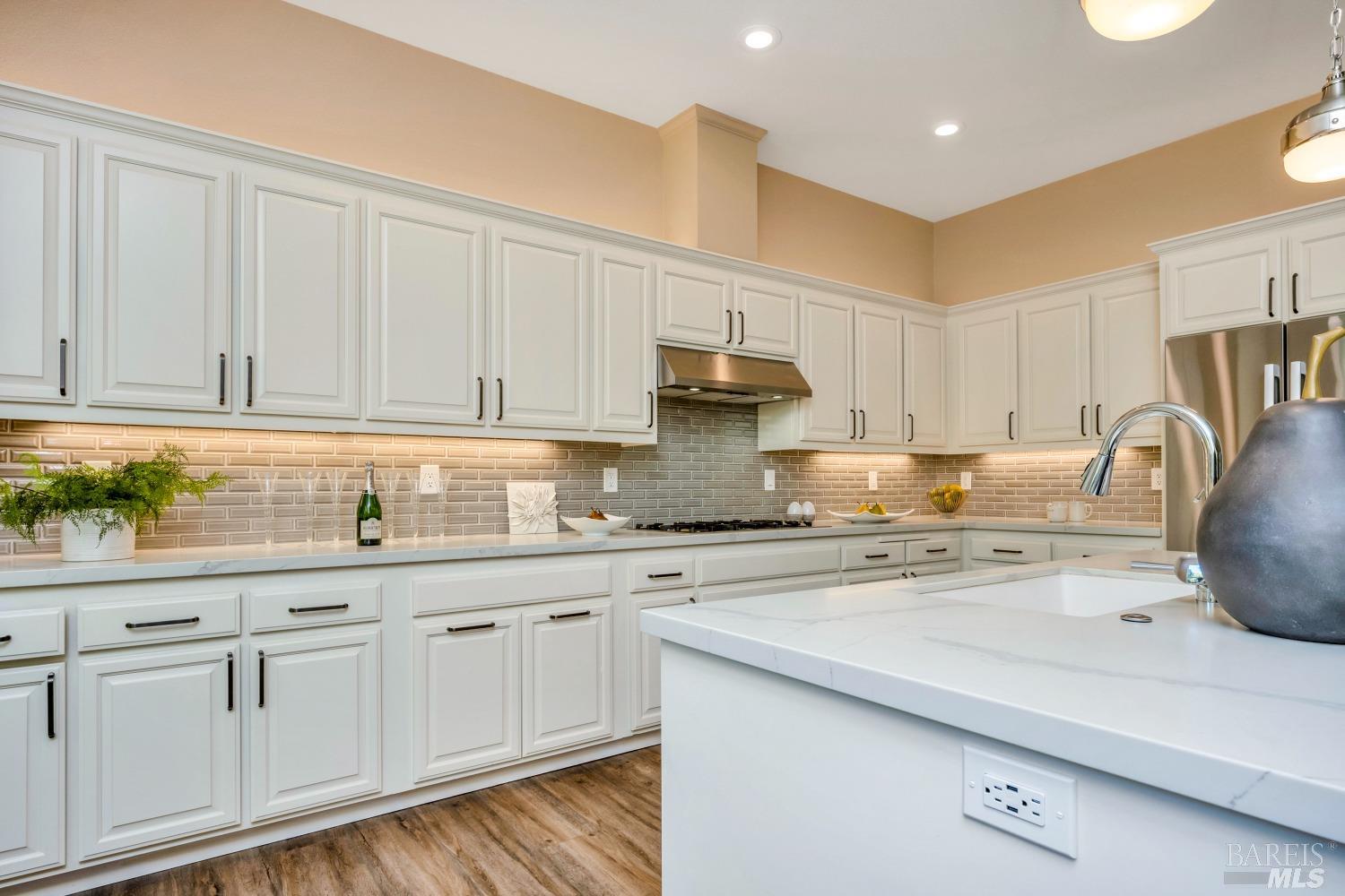 1186 Meadowcreek Circle