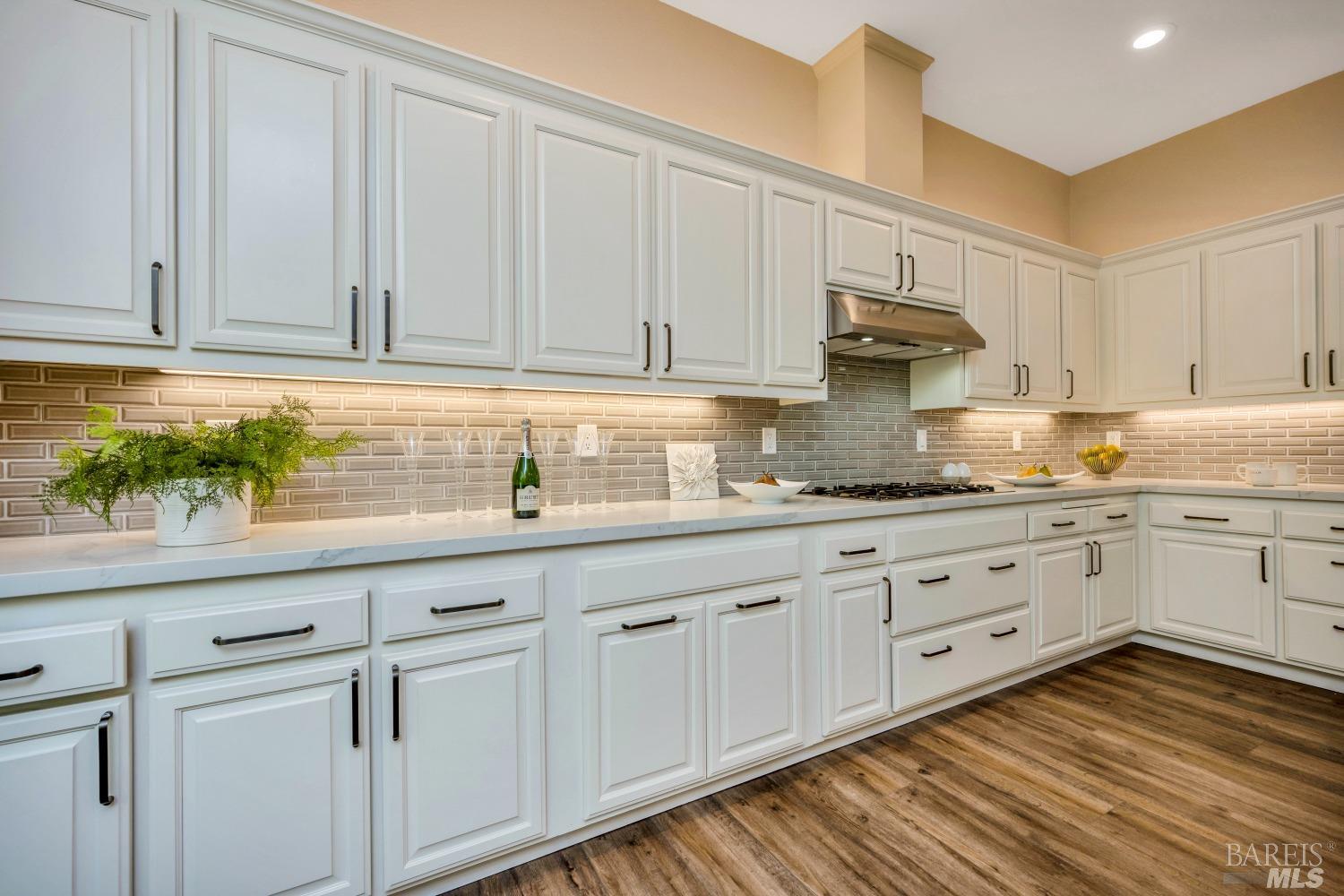 1186 Meadowcreek Circle