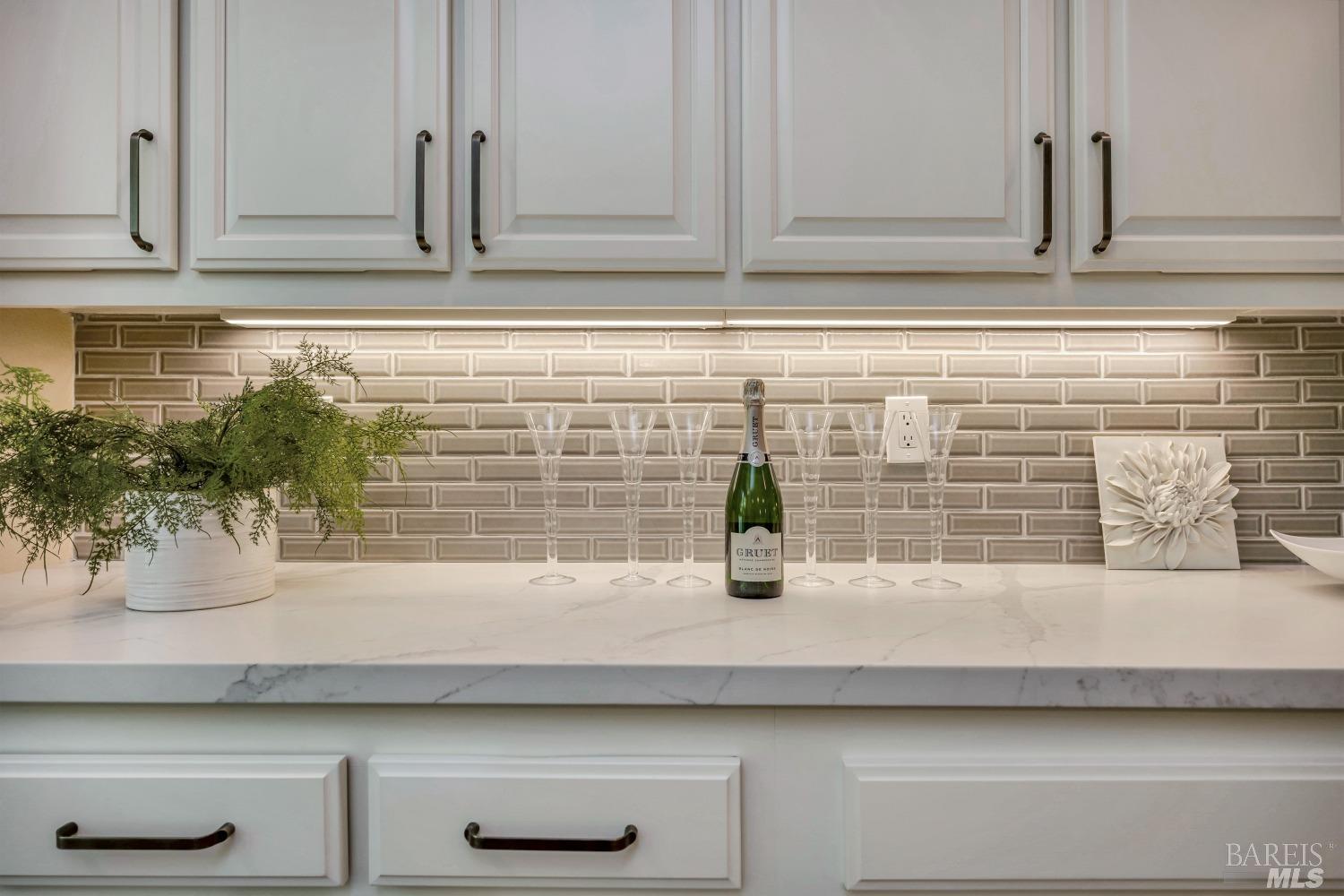 1186 Meadowcreek Circle