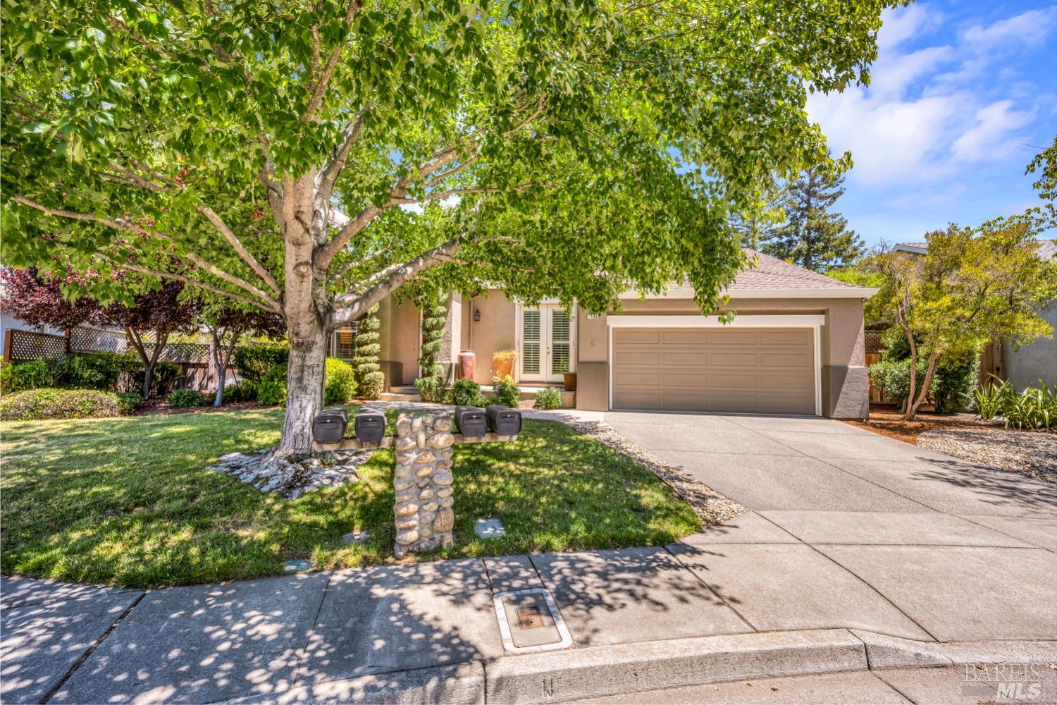 1186 Meadowcreek Circle