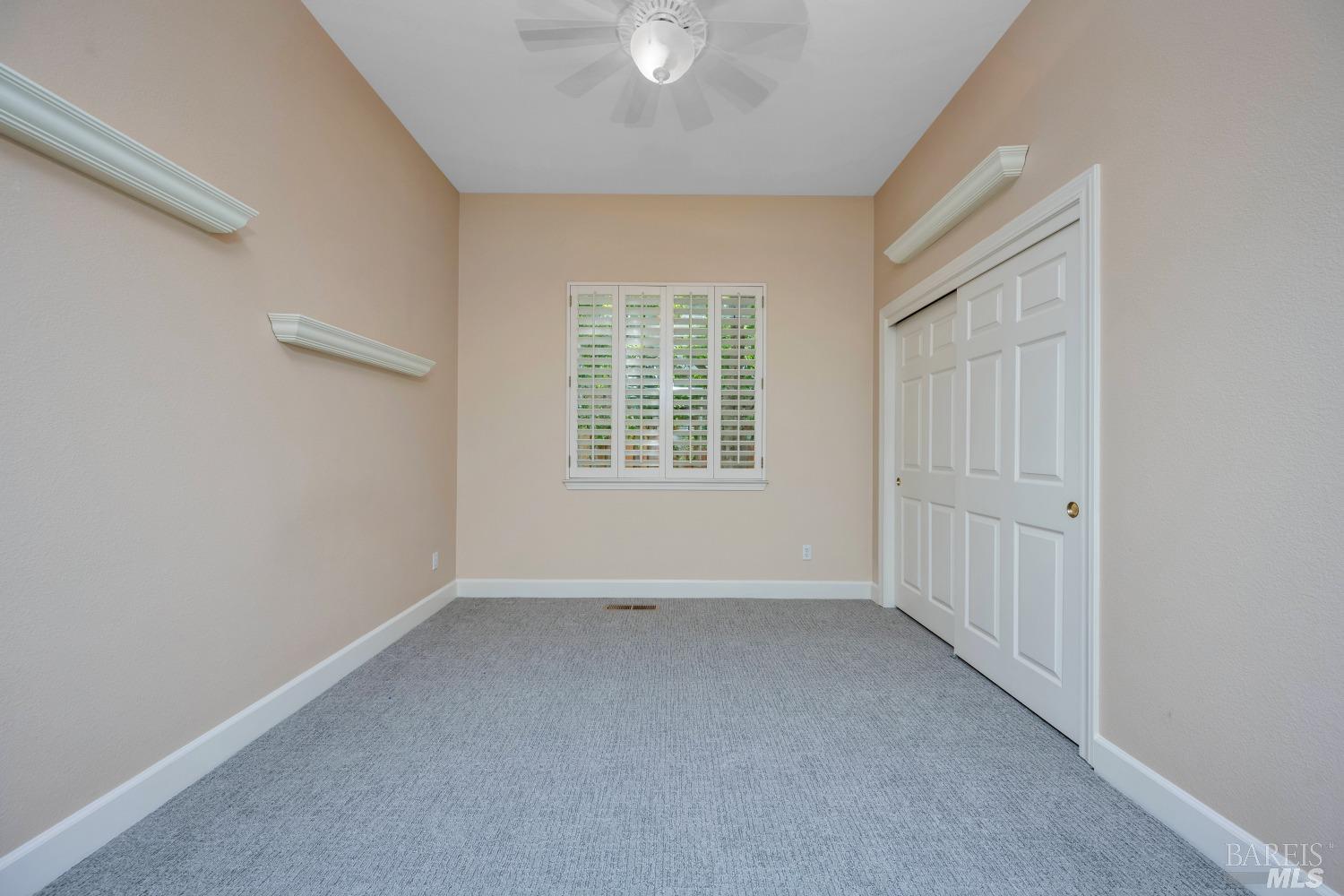 1186 Meadowcreek Circle