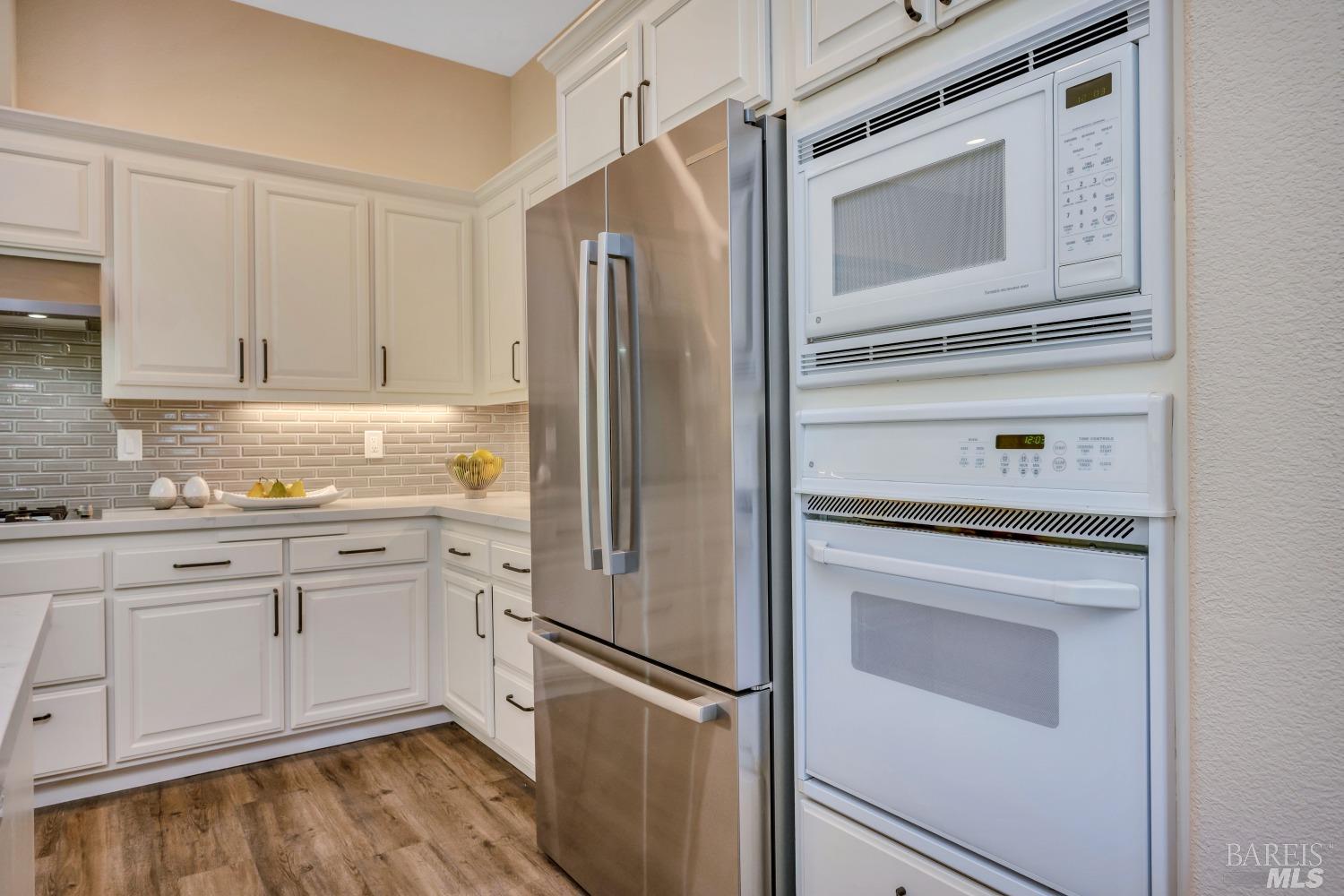 1186 Meadowcreek Circle