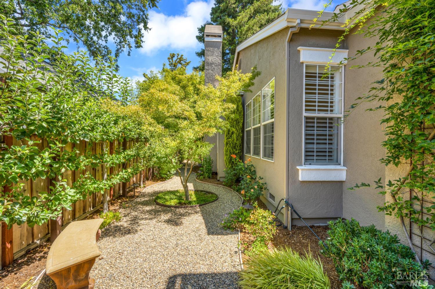 1186 Meadowcreek Circle