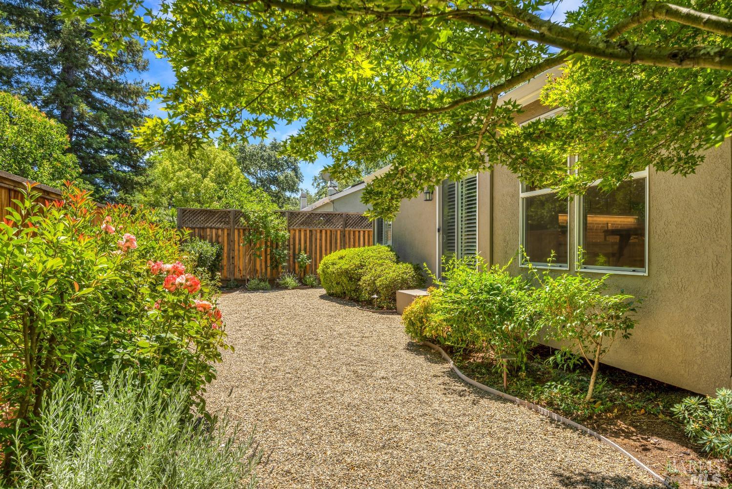 1186 Meadowcreek Circle