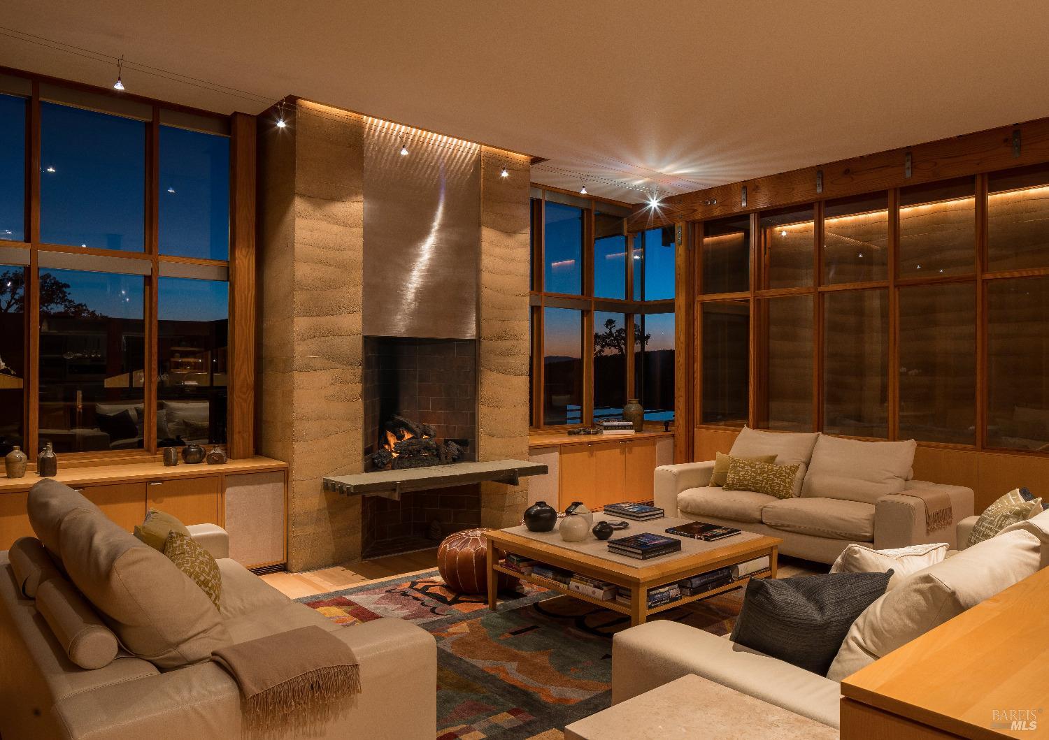 2181 North 3rd Avenue