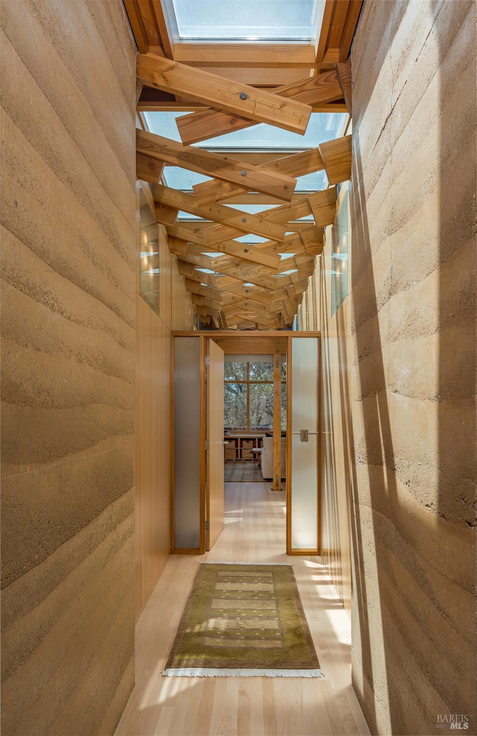 2181 North 3rd Avenue