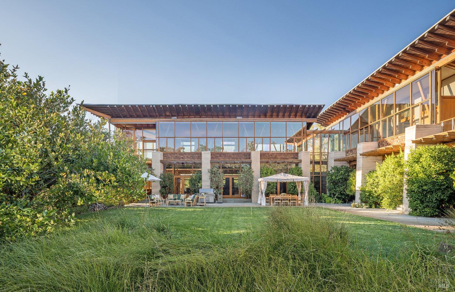 2181 North 3rd Avenue