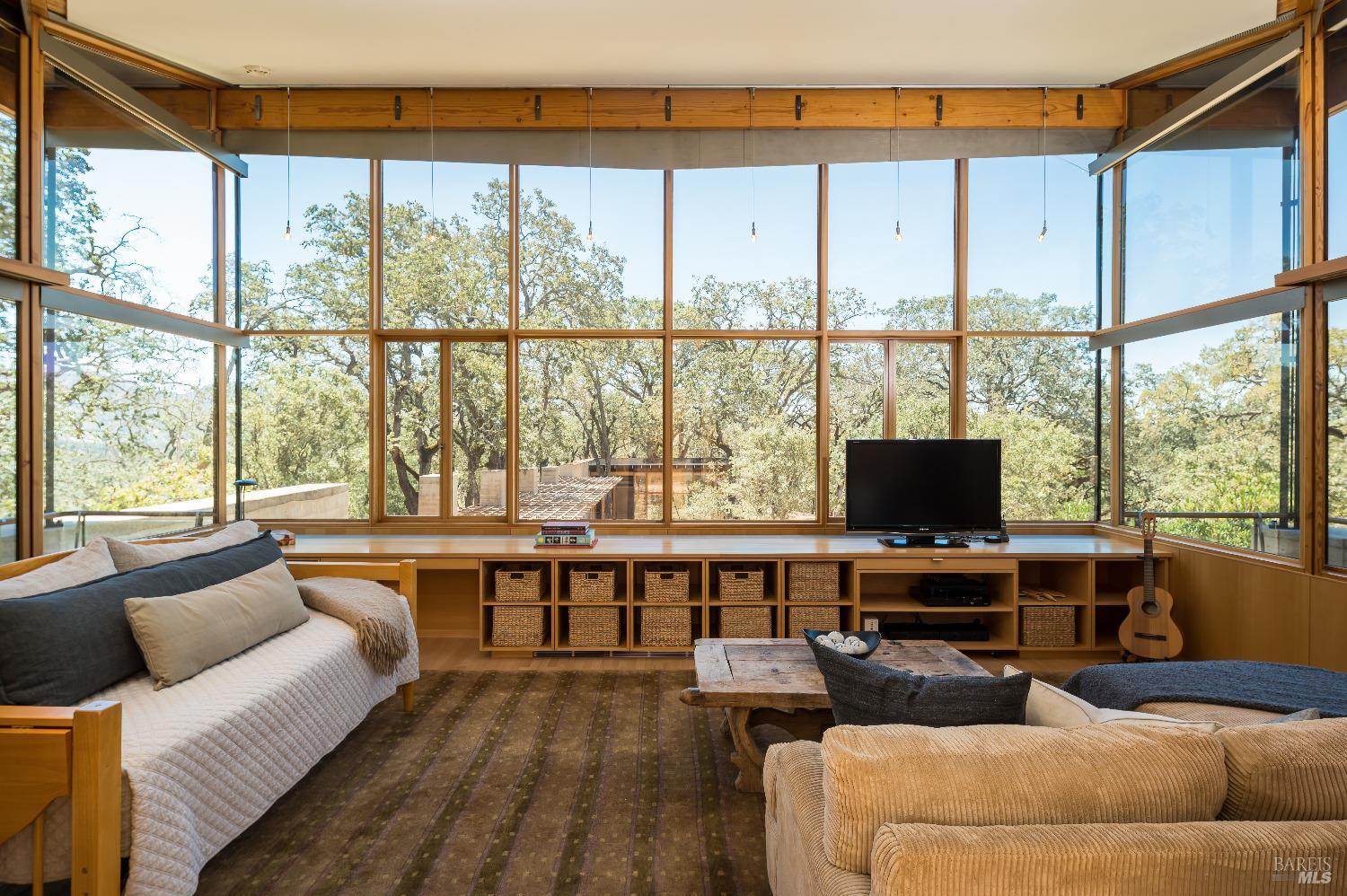 2181 North 3rd Avenue