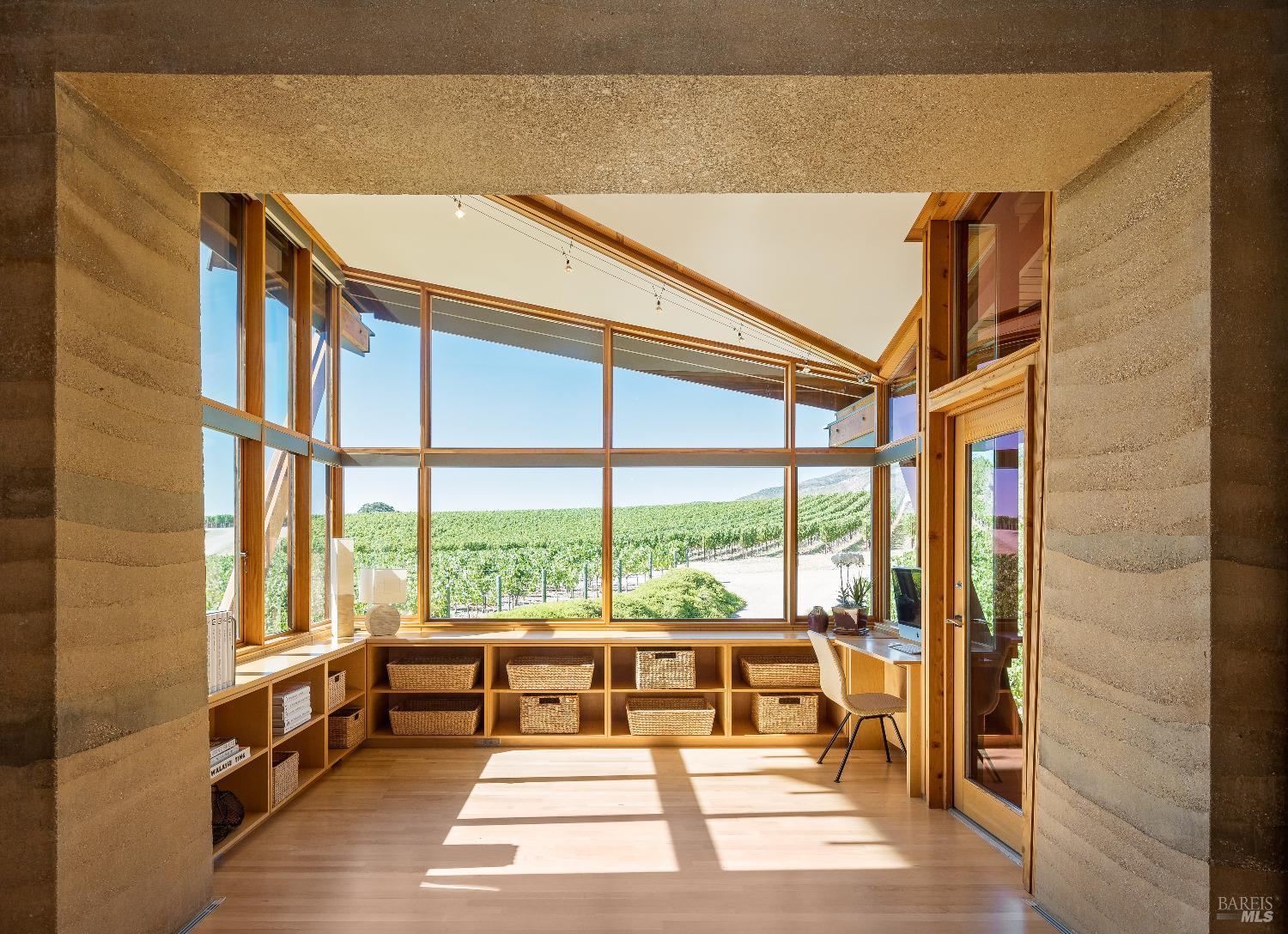 2181 North 3rd Avenue