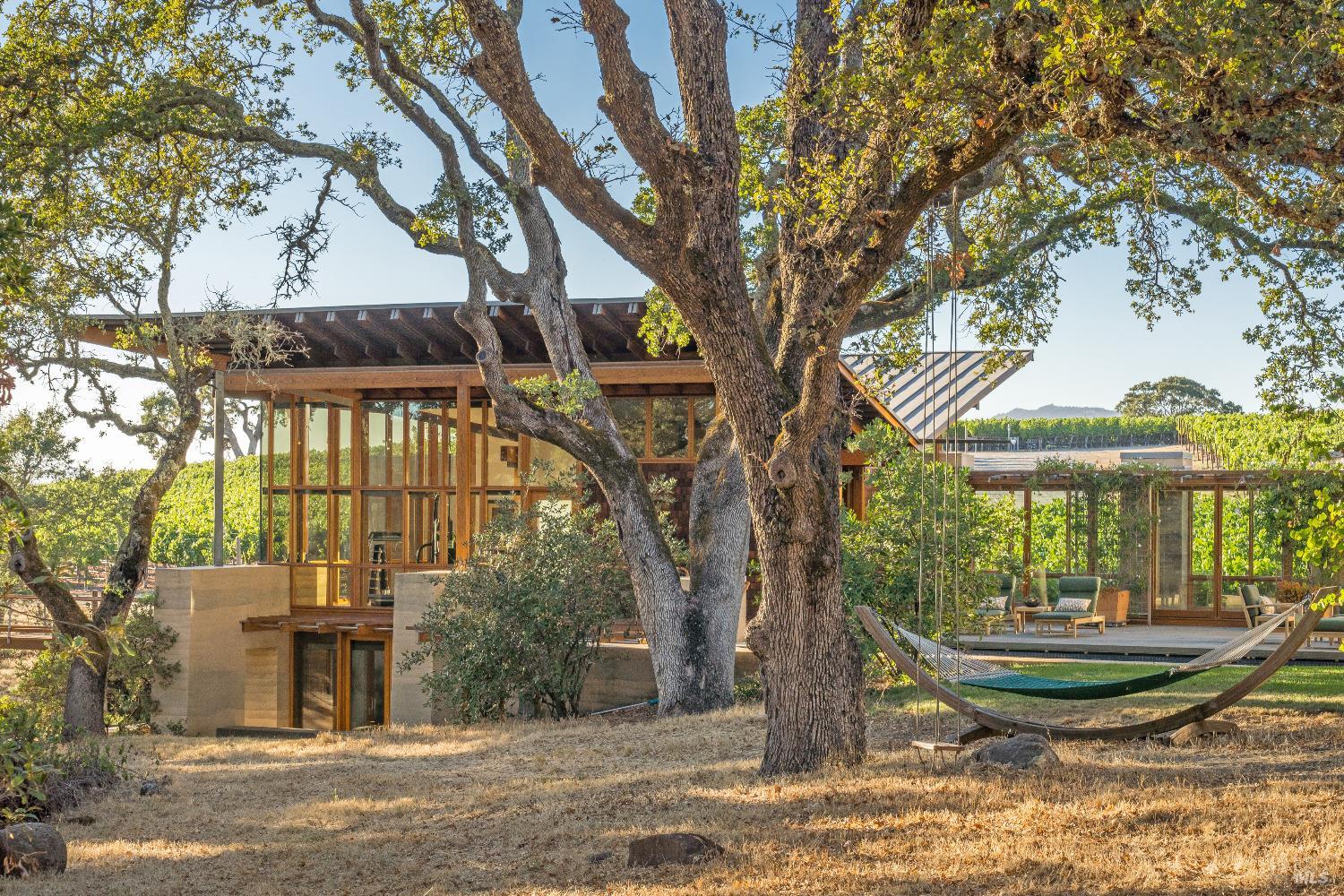 2181 North 3rd Avenue