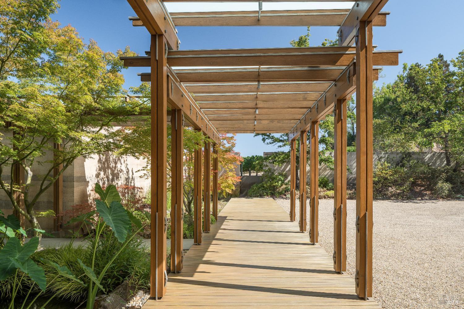 2181 North 3rd Avenue