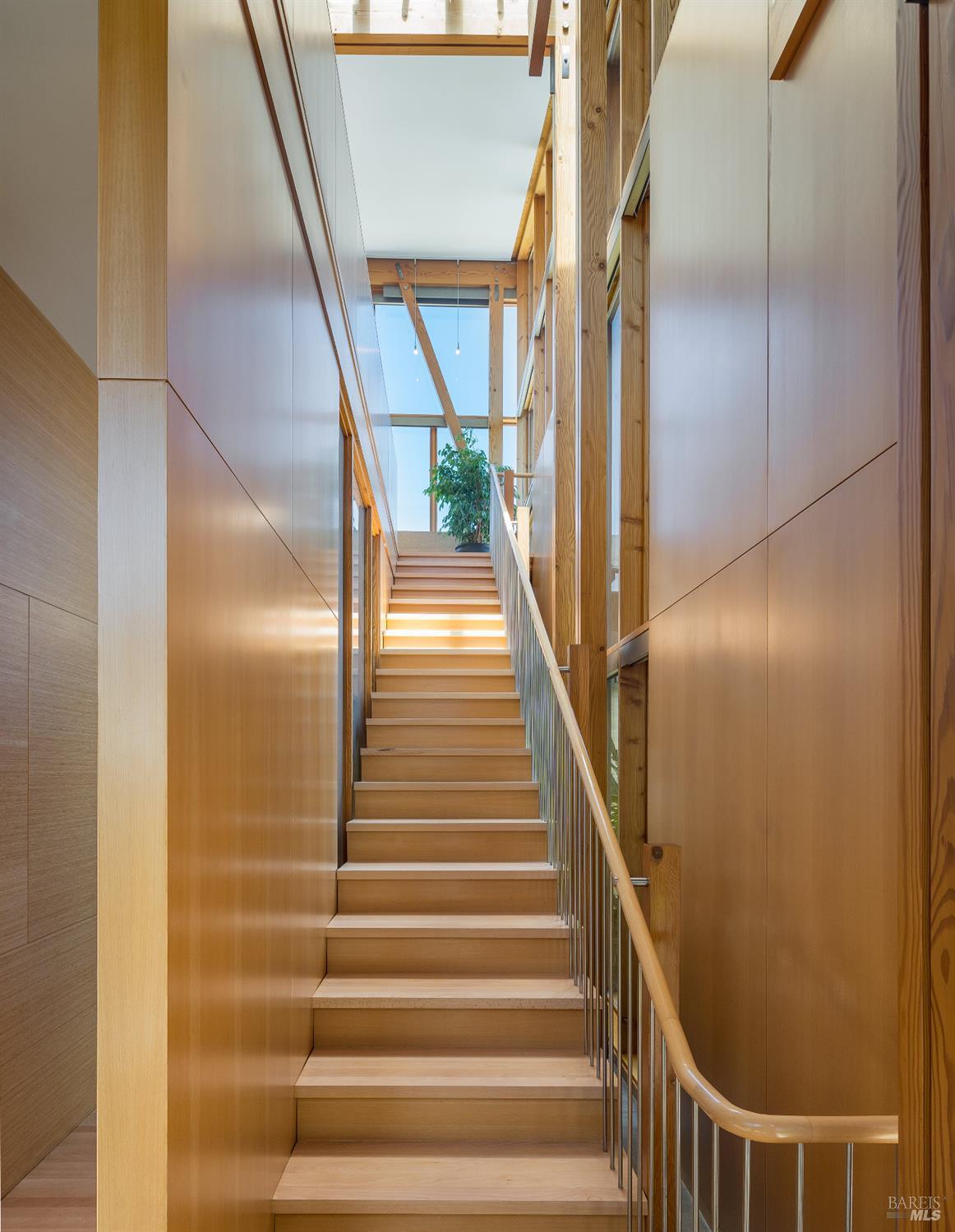 2181 North 3rd Avenue