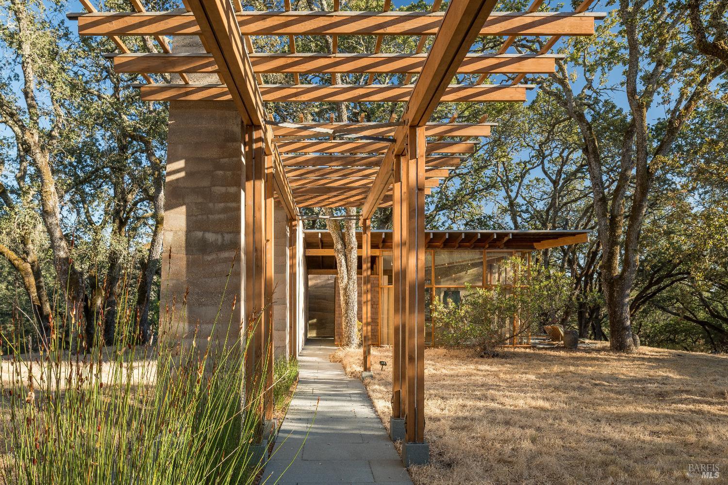 2181 North 3rd Avenue