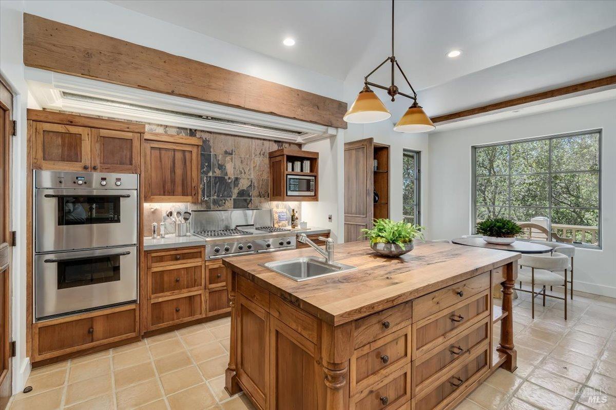 2490 Spring Mountain Road