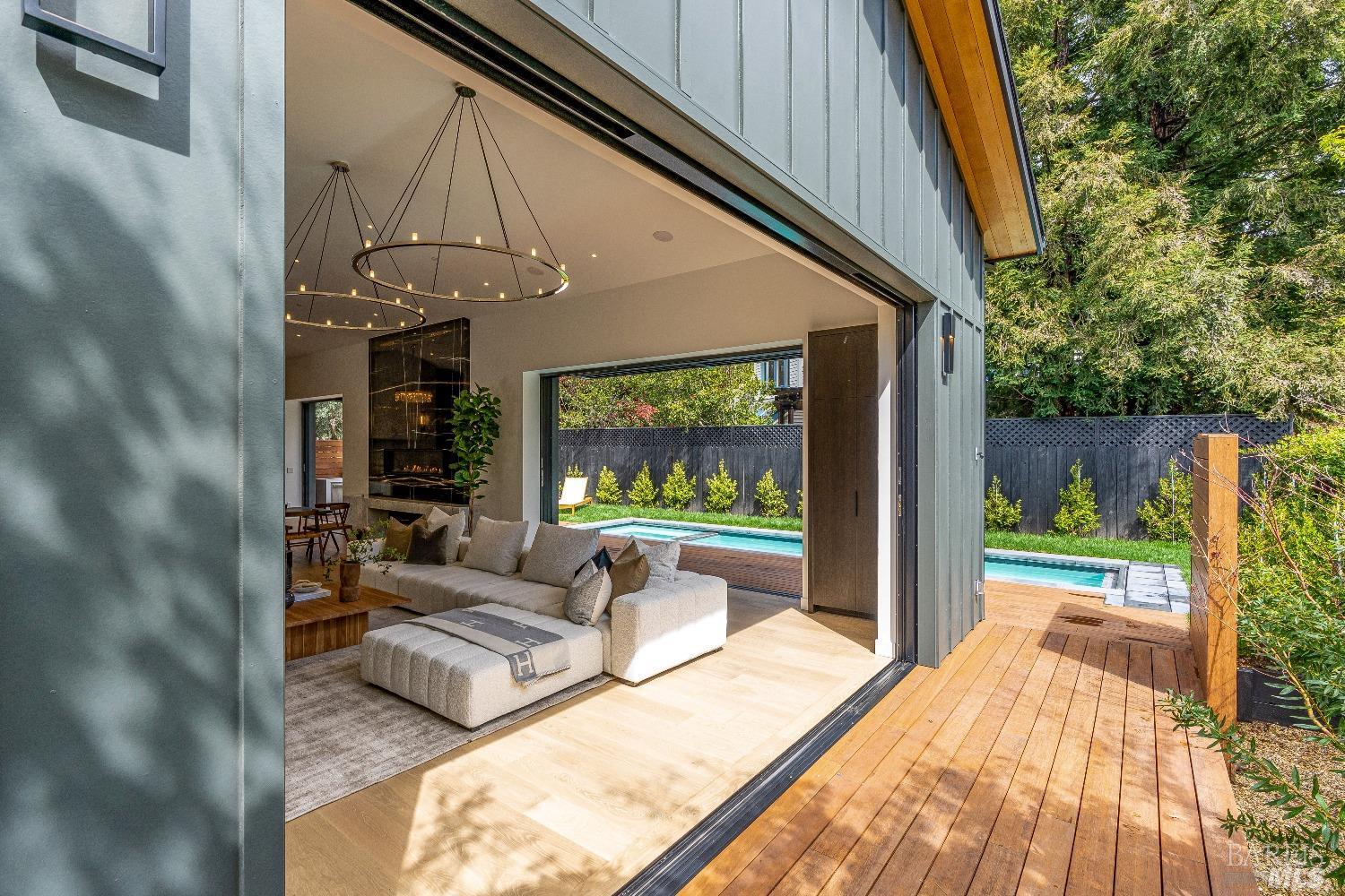 1820 Spring Mountain Road