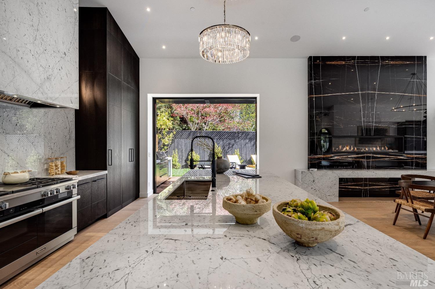 1820 Spring Mountain Road