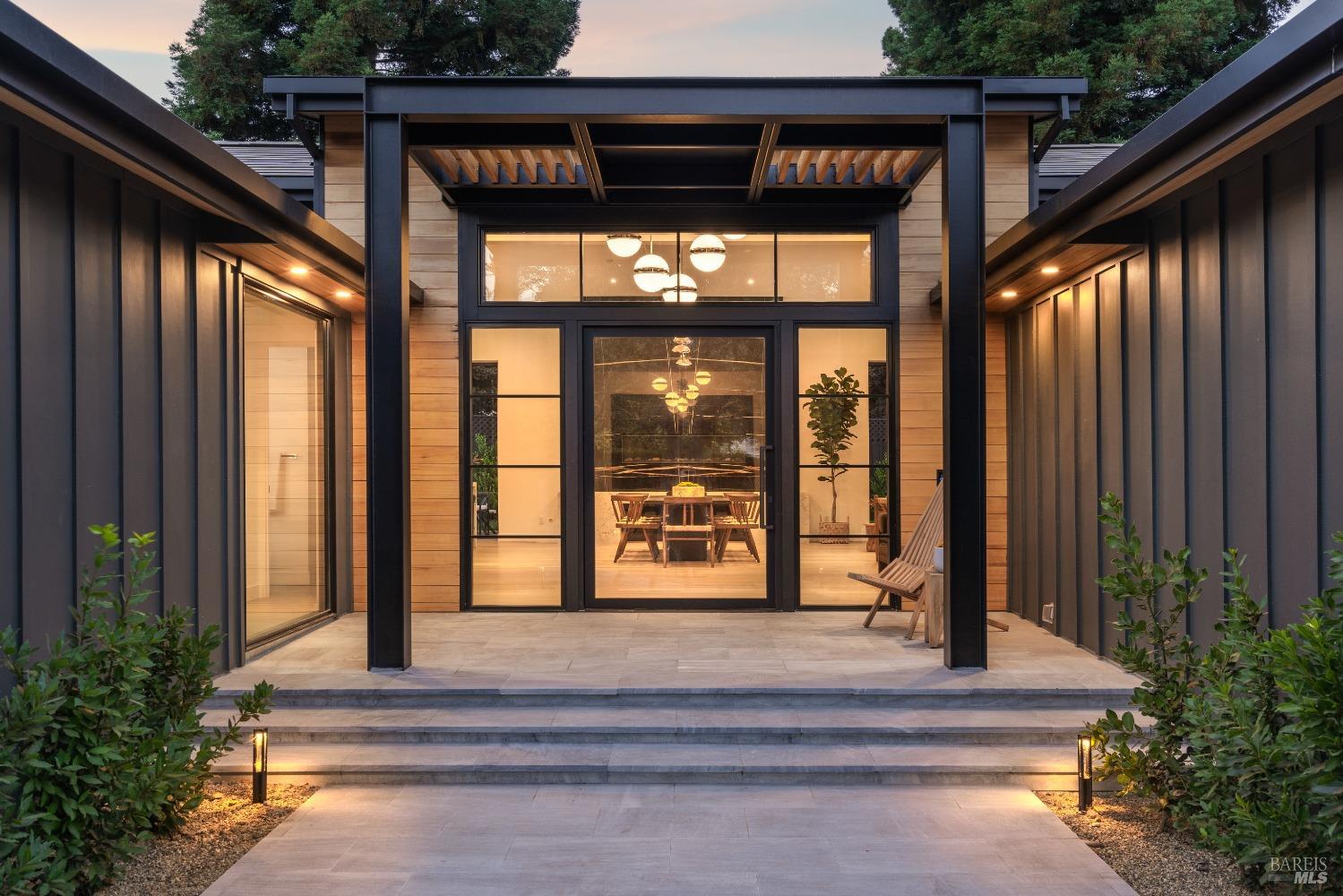 1820 Spring Mountain Road