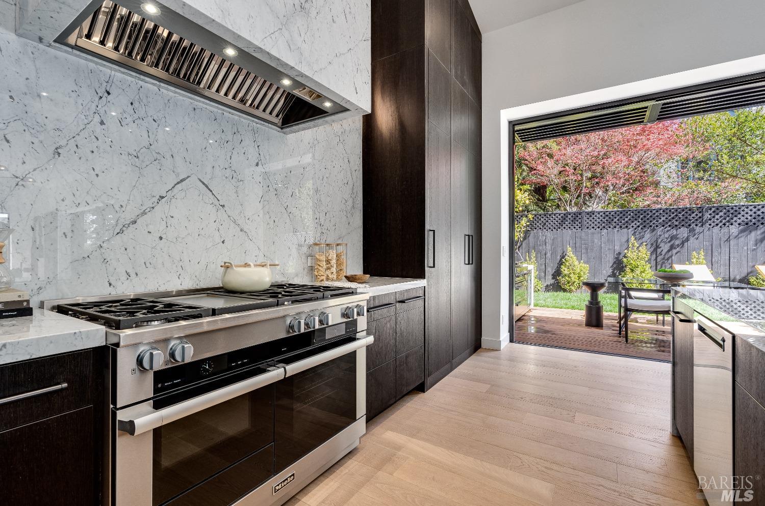 1820 Spring Mountain Road