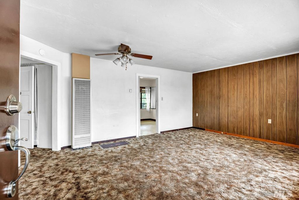 1446 Sulphur Springs Avenue