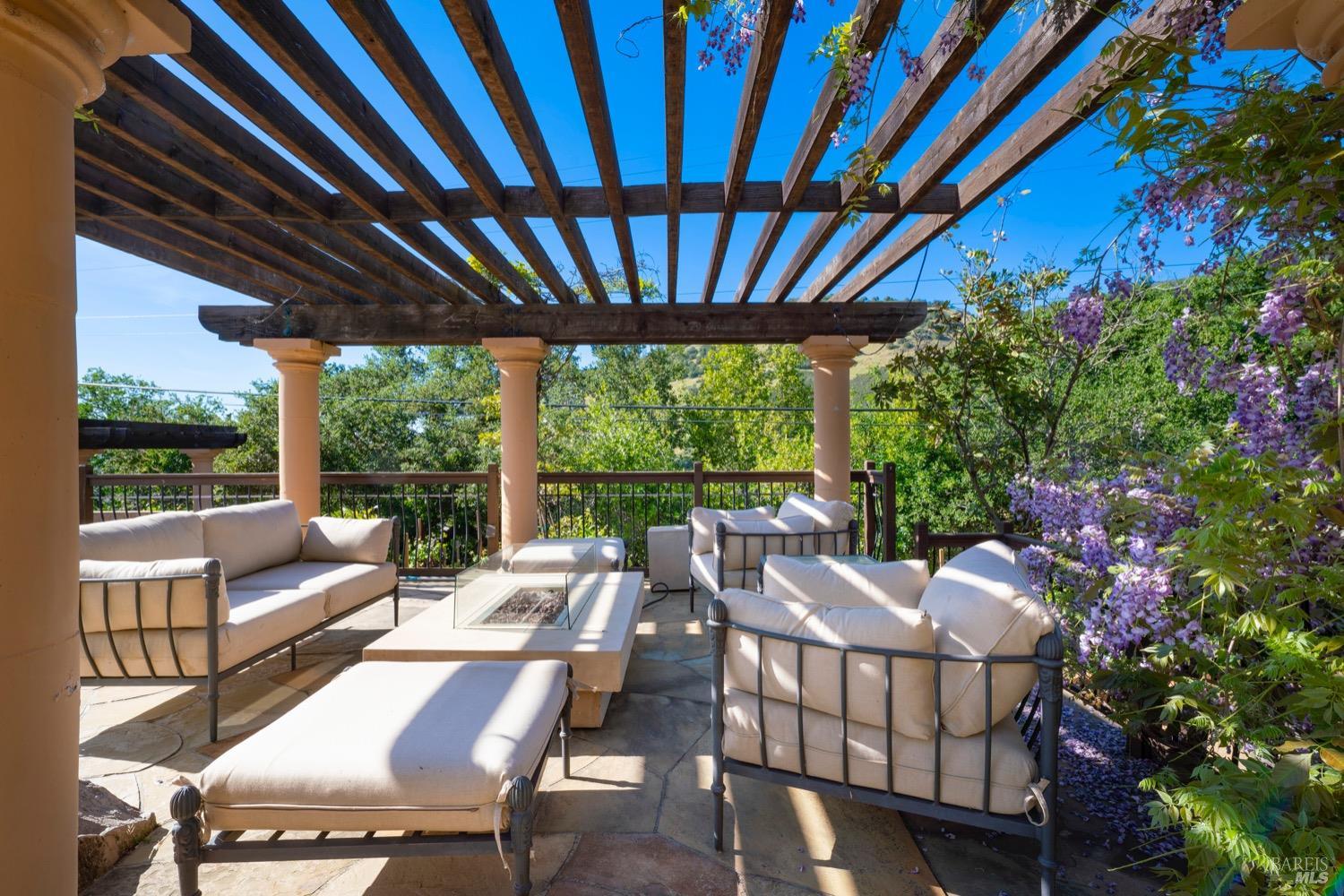 7760 Silverado Trail