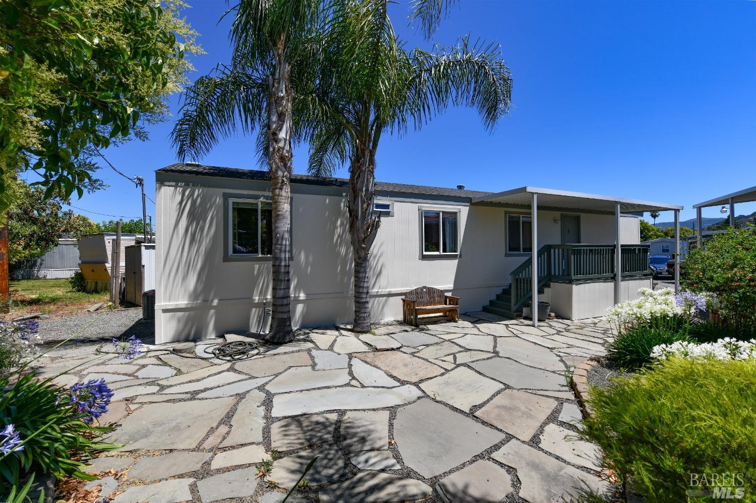 770 Lincoln Avenue Unit: 6