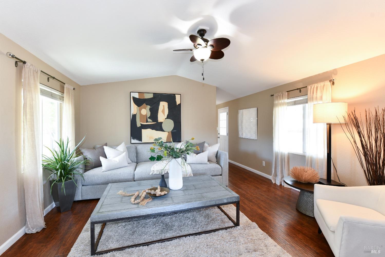 770 Lincoln Avenue Unit: 6