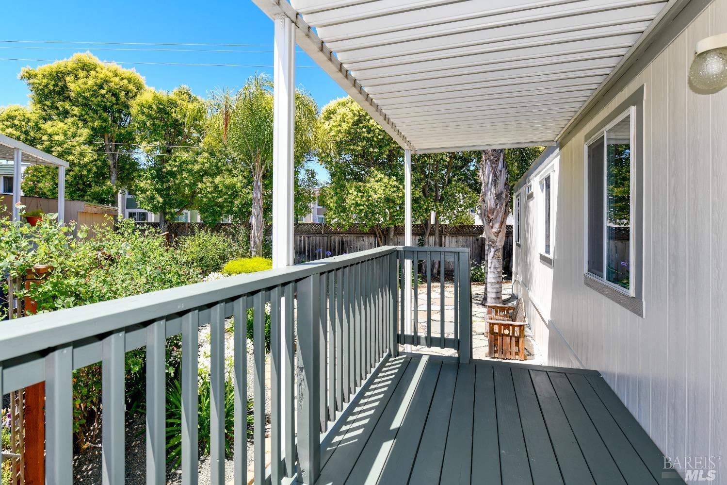 770 Lincoln Avenue Unit: 6