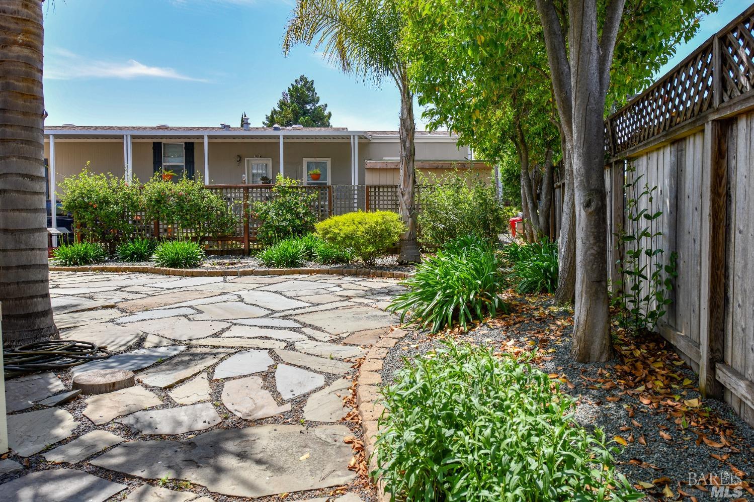 770 Lincoln Avenue Unit: 6