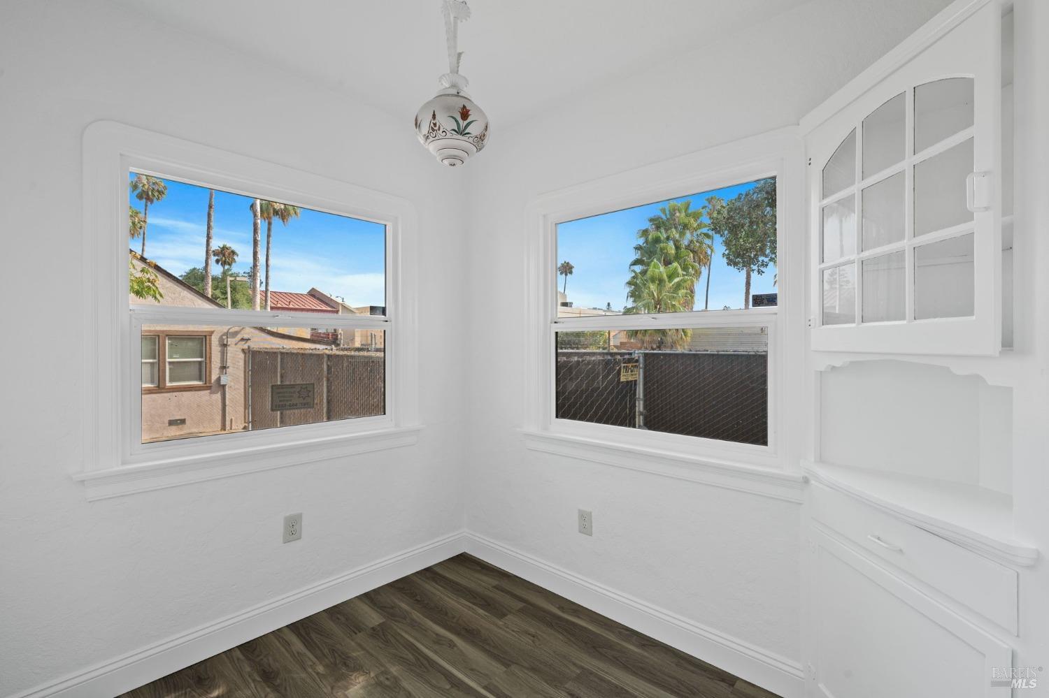 1557 Tennessee Street