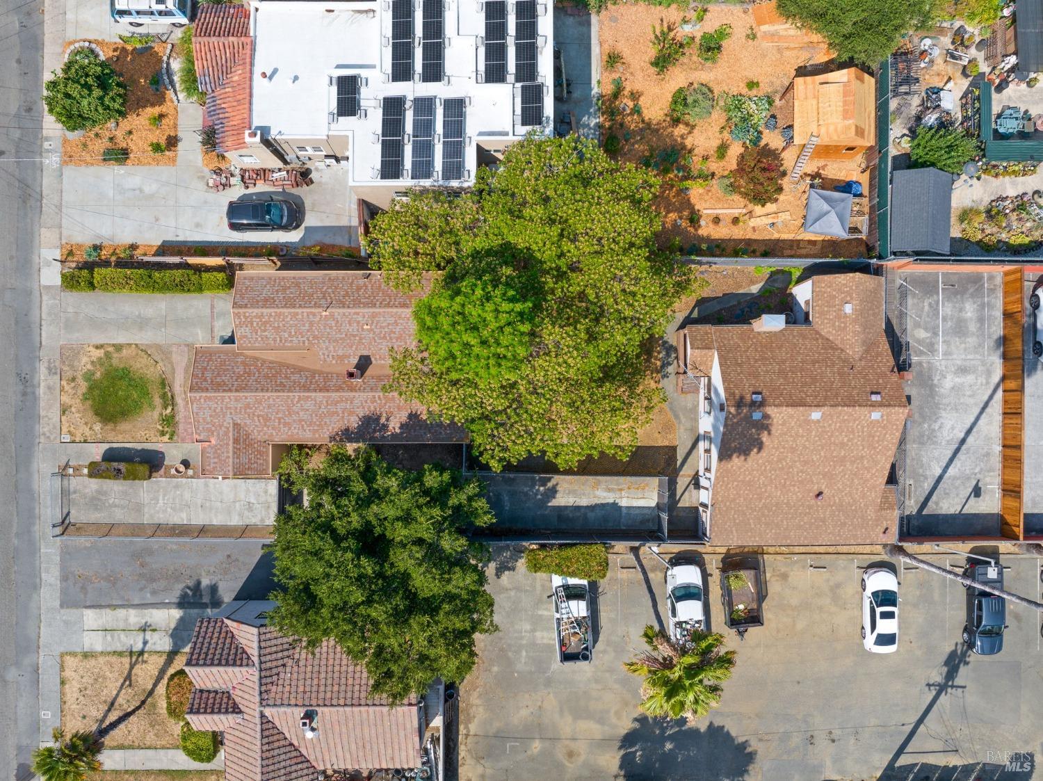 1557 Tennessee Street