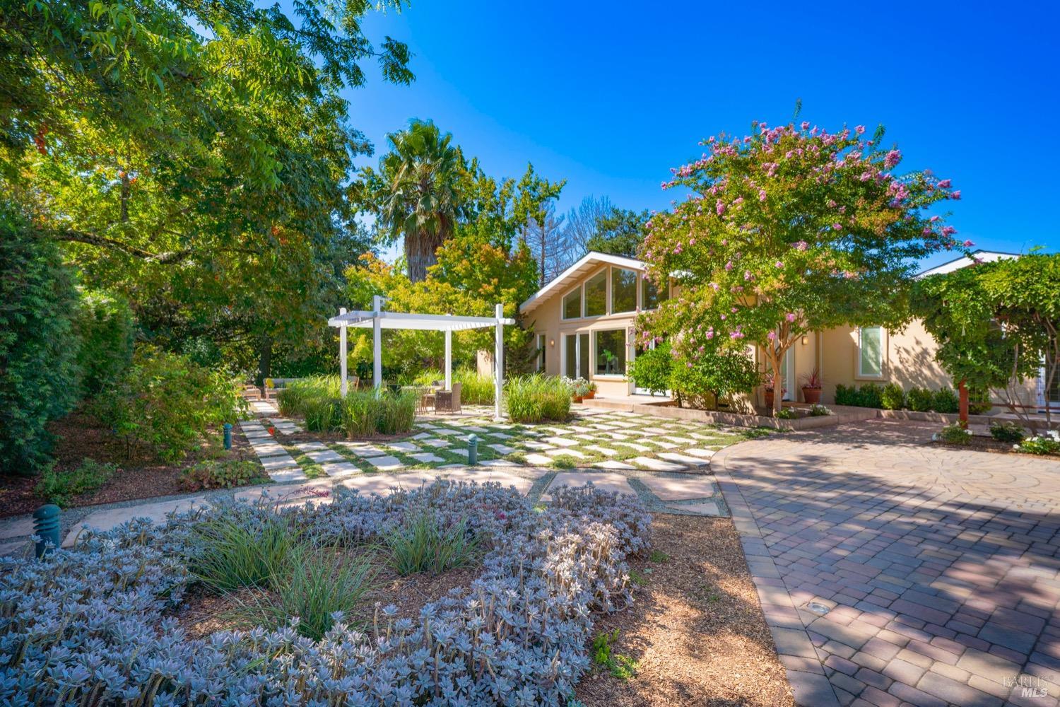 1610 Sulphur Springs Avenue